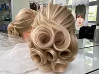 Matreshka Hair studio - cliccare per ingrandire l’immagine 7 in una lightbox