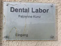 Dental Labor - cliccare per ingrandire l’immagine 7 in una lightbox