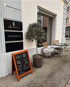 eleven 11 Basel-Restaurant-Coffee-House-Bar-Cafe