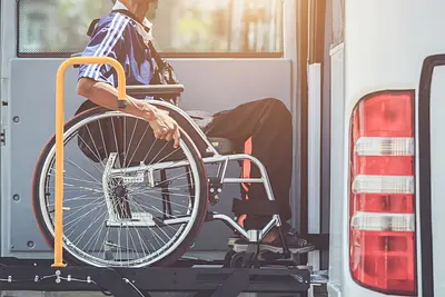 INVA Mobil wir bewegen Menschen Rollstuhltaxi