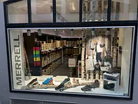 Merrell Store Zürich - cliccare per ingrandire l’immagine 2 in una lightbox
