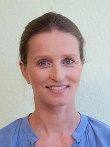 Dr. med. Esther Steveling -  Klein