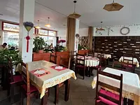Café Restaurant Asiatique Jade – Cliquez pour agrandir l’image 4 dans une Lightbox