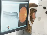 Augenchirurgie am Bahnhof - cliccare per ingrandire l’immagine 5 in una lightbox