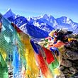 Drapeaux de prières tibétains, tentures, broderies, objets rituels bouddhistes...