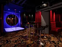 RED LIPS | Strip Club | Cabaret | Night Club - cliccare per ingrandire l’immagine 14 in una lightbox