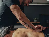 Luca Massage - Klicken Sie, um das Bild 2 in einer Lightbox vergrössert darzustellen