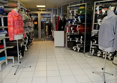 Stoff Boutique, Modische Kleiderstoffe für Womens Wear, Nähkurse und Schnittmuster nach Mass, 8610 Uster im Kanton Zürich