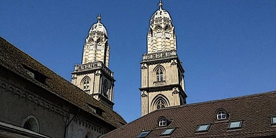 Das Grossmünster in der Stadt Zürich ist die Geburtskirche der Zürcher Reformation.