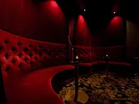 RED LIPS | Strip Club | Cabaret | Night Club - cliccare per ingrandire l’immagine 12 in una lightbox