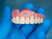 Clinique Dentaire d'Onex - cliccare per ingrandire l’immagine 11 in una lightbox