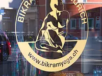 Bikram Yoga Zürich - Klicken Sie, um das Bild 3 in einer Lightbox vergrössert darzustellen