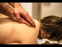 Pietro Inglese Massage – Cliquez pour agrandir l’image 5 dans une Lightbox