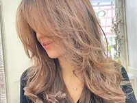 Andrea Giorgio Hair Salon – Cliquez pour agrandir l’image 9 dans une Lightbox