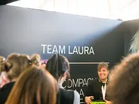 Team Laura Coiffure Visagisme Total Look - Klicken Sie, um das Bild 20 in einer Lightbox vergrössert darzustellen