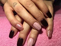 Manu Nails Adliswil – click to enlarge the image 4 in a lightbox