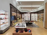 Boutique Tod's – click to enlarge the image 1 in a lightbox