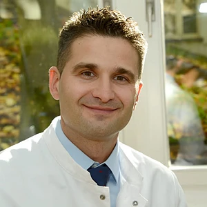 Dr. med. Ivo Guber,  Inhaber und Ärztlicher Leiter