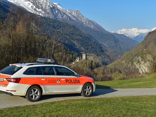 Kantonspolizei Graubünden - Klicken, um das Panorama Bild vergrössert darzustellen