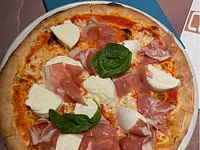 Hanami Sushi & Pizzeria – Cliquez pour agrandir l’image 4 dans une Lightbox