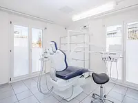 Zahnarztpraxis Dr. Molnar AG - Klicken Sie, um das Bild 8 in einer Lightbox vergrössert darzustellen