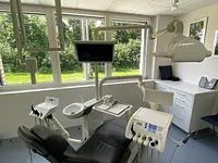 Zahnarztpraxis Dr. Abb GmbH - Klicken Sie, um das Bild 1 in einer Lightbox vergrössert darzustellen