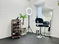 Salon Hübsch - cliccare per ingrandire l’immagine 14 in una lightbox
