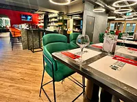 Café Restaurant Neugass – Cliquez pour agrandir l’image 2 dans une Lightbox