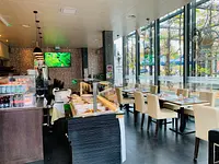 Napi's Thai Restaurant & Take Away – click to enlarge the image 2 in a lightbox
