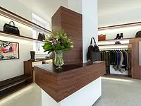 Boutique Laredo Küsnacht AG – click to enlarge the image 1 in a lightbox