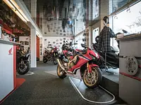 Moto Taiana Honda Zürich – Cliquez pour agrandir l’image 3 dans une Lightbox