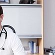 Dr. med. Alf Corsenca, Innere Medizin und Nephrologie FMH