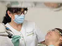 Zahnarztpraxis Dr. Patrik Matta - Klicken Sie, um das Bild 5 in einer Lightbox vergrössert darzustellen