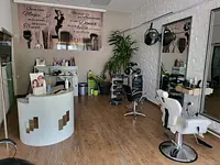 Lady Bikers Barber Shop – click to enlarge the image 2 in a lightbox