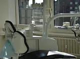 Zahnarztpraxis - Cabinet dentaire in Biel/Bienne Dres. med. dent. Lisa Leutenegger und Roman Januth - Klicken Sie, um das Bild 1 in einer Lightbox vergrössert darzustellen