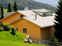 Thoma Dach Spengler Fassade Solar AG - Klicken Sie, um das Bild 2 in einer Lightbox vergrössert darzustellen