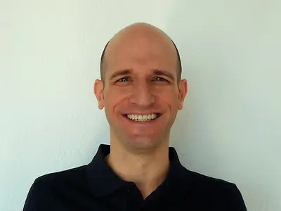 Dr. Pascal Menzel, Fachzahnarzt für Kieferorthopädie (CH)
