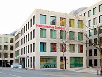 Medizinisches Zentrum gleis d – click to enlarge the image 1 in a lightbox