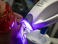 Zahnarztpraxis Mundauf AG - Klicken Sie, um das Bild 8 in einer Lightbox vergrössert darzustellen