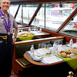 Private Schifffahrt mit Weinseminar und Käse