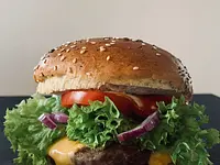 The BUST - Burger & Steak Restaurant - Klicken Sie, um das Bild 3 in einer Lightbox vergrössert darzustellen