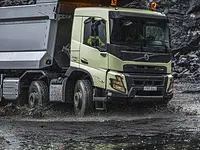 Volvo Group (Schweiz) AG, Truck Center Dällikon - cliccare per ingrandire l’immagine 4 in una lightbox