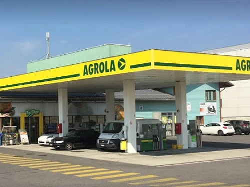 TopShop / Agrola Tankstelle - Klicken Sie, um das Bild 1 in einer Lightbox vergrössert darzustellen
