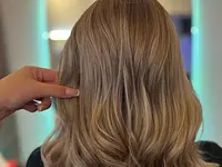ERNY - the art of hair - Klicken Sie, um das Bild 1 in einer Lightbox vergrössert darzustellen