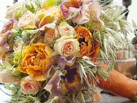 Blumen Design | Fleurop Interflora – click to enlarge the image 3 in a lightbox