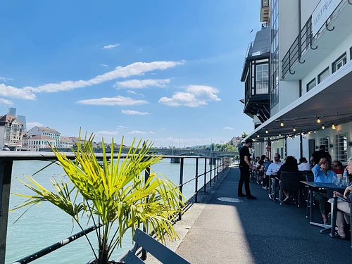 Restaurant Portofino Basel - Klicken, um das Panorama Bild vergrössert darzustellen