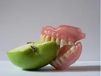 Dental Keramik Ramseyer DKR - Klicken Sie, um das Bild 1 in einer Lightbox vergrössert darzustellen