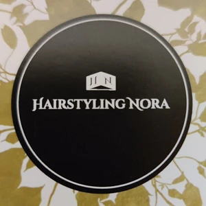 Hairstyling Nora