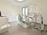 Studio Dentistico Thomas Casanova - Klicken Sie, um das Bild 5 in einer Lightbox vergrössert darzustellen