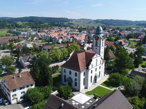 Stadtverwaltung Kloten – click to enlarge the panorama picture